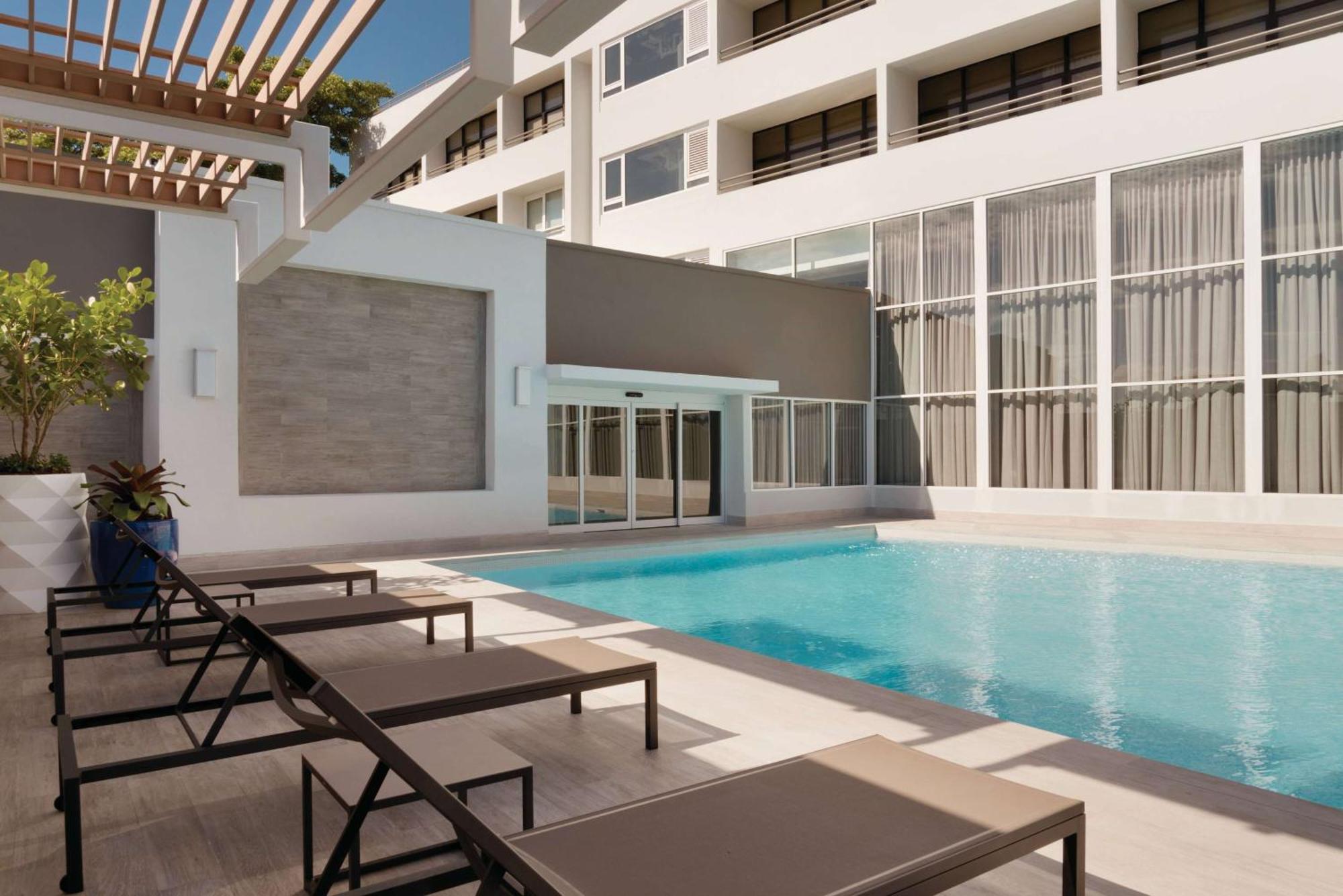 Tryp By Wyndham Isla Verde San Juan Luaran gambar